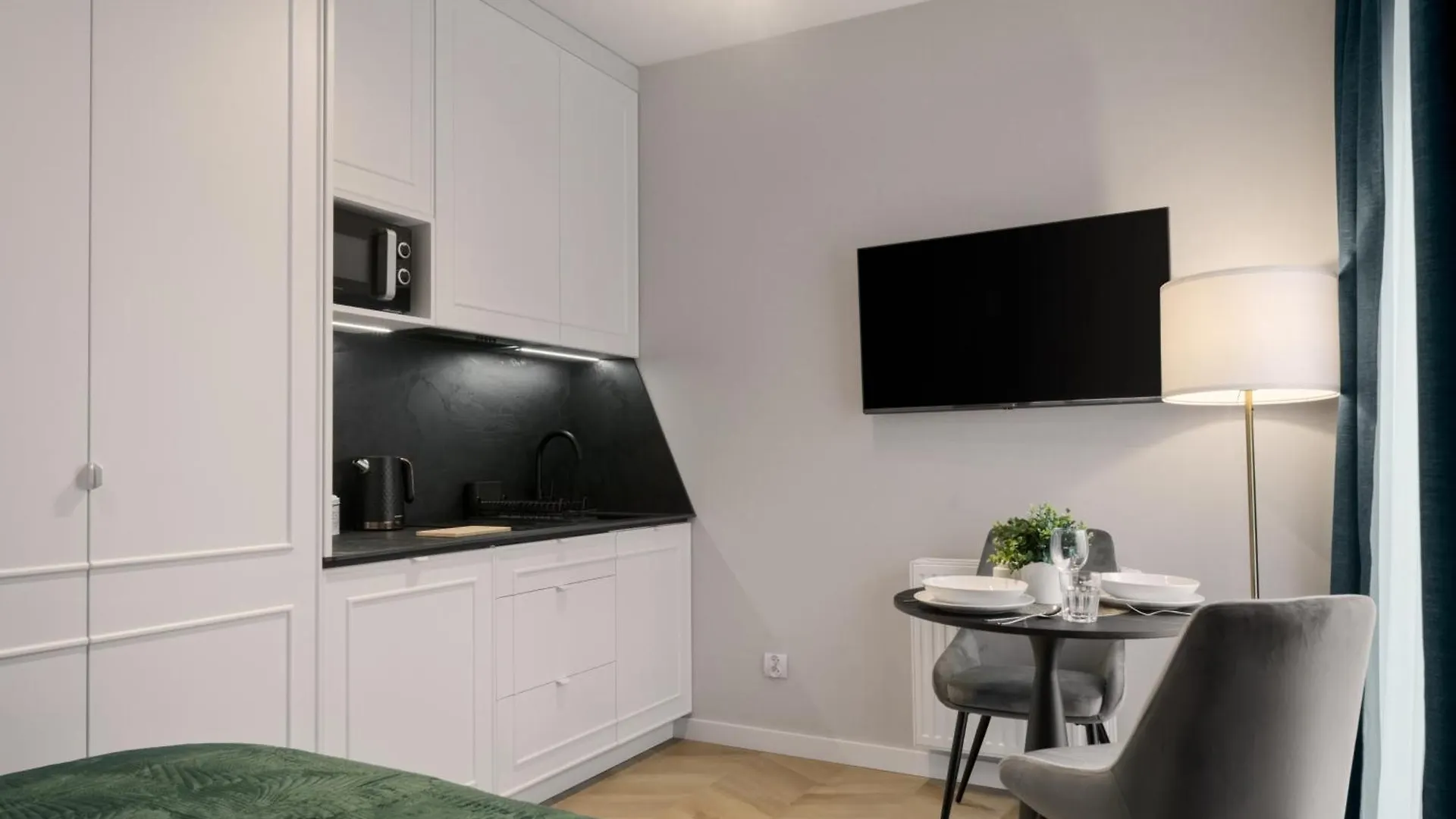 Metropolis Apartments Krakow Poland