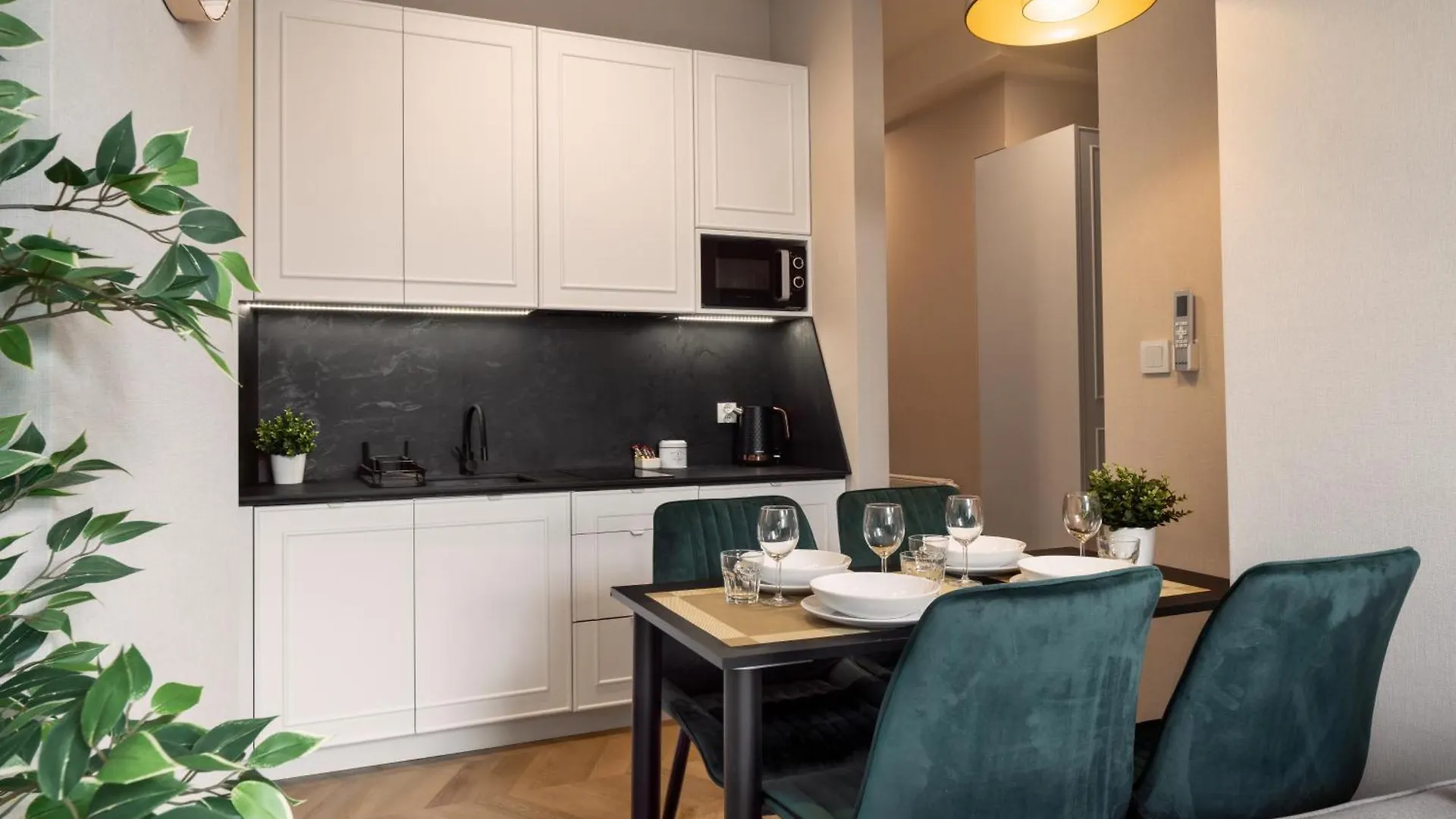 Metropolis Apartments Krakow 0*,  Poland